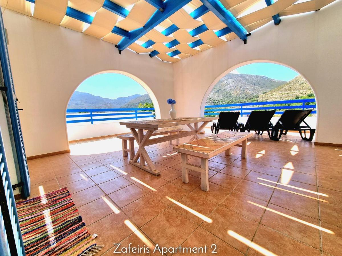Livadia  Zafeiris Apartments מראה חיצוני תמונה
