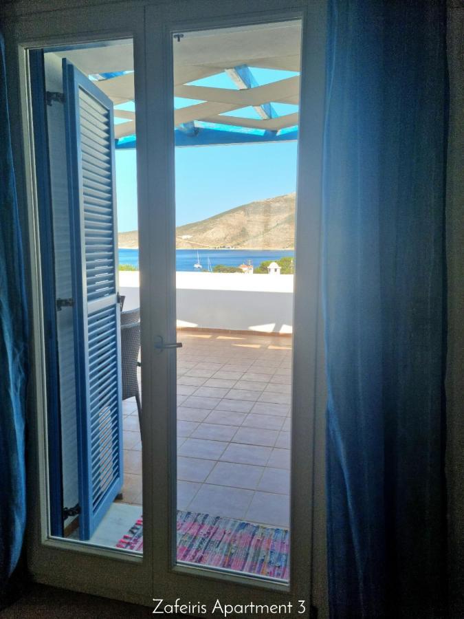 Livadia  Zafeiris Apartments מראה חיצוני תמונה